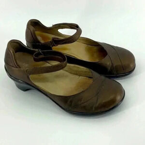 ARAVON  LEATHER MARY JANES SHOES